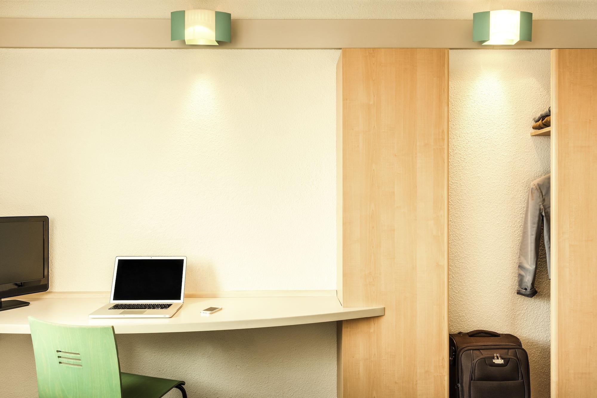 Ibis Paris Porte De Bercy Charenton-le-Pont Luaran gambar