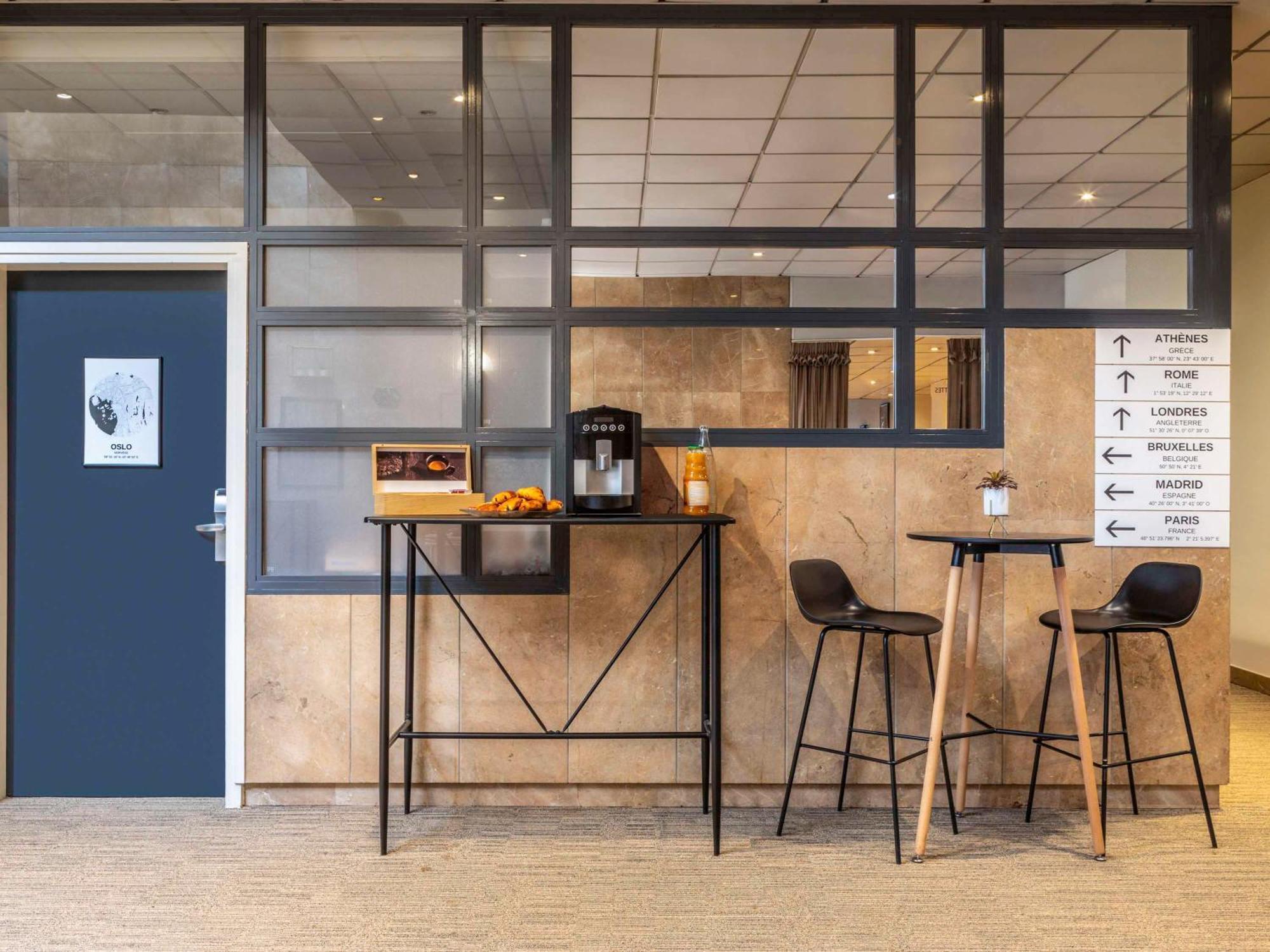 Ibis Paris Porte De Bercy Charenton-le-Pont Luaran gambar