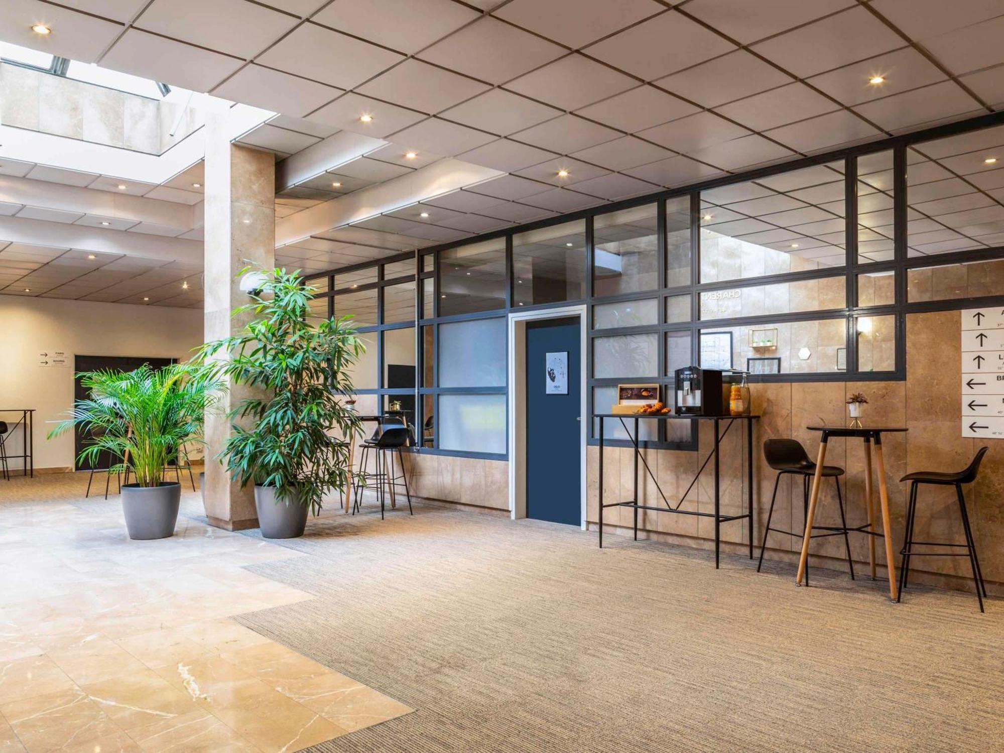 Ibis Paris Porte De Bercy Charenton-le-Pont Luaran gambar