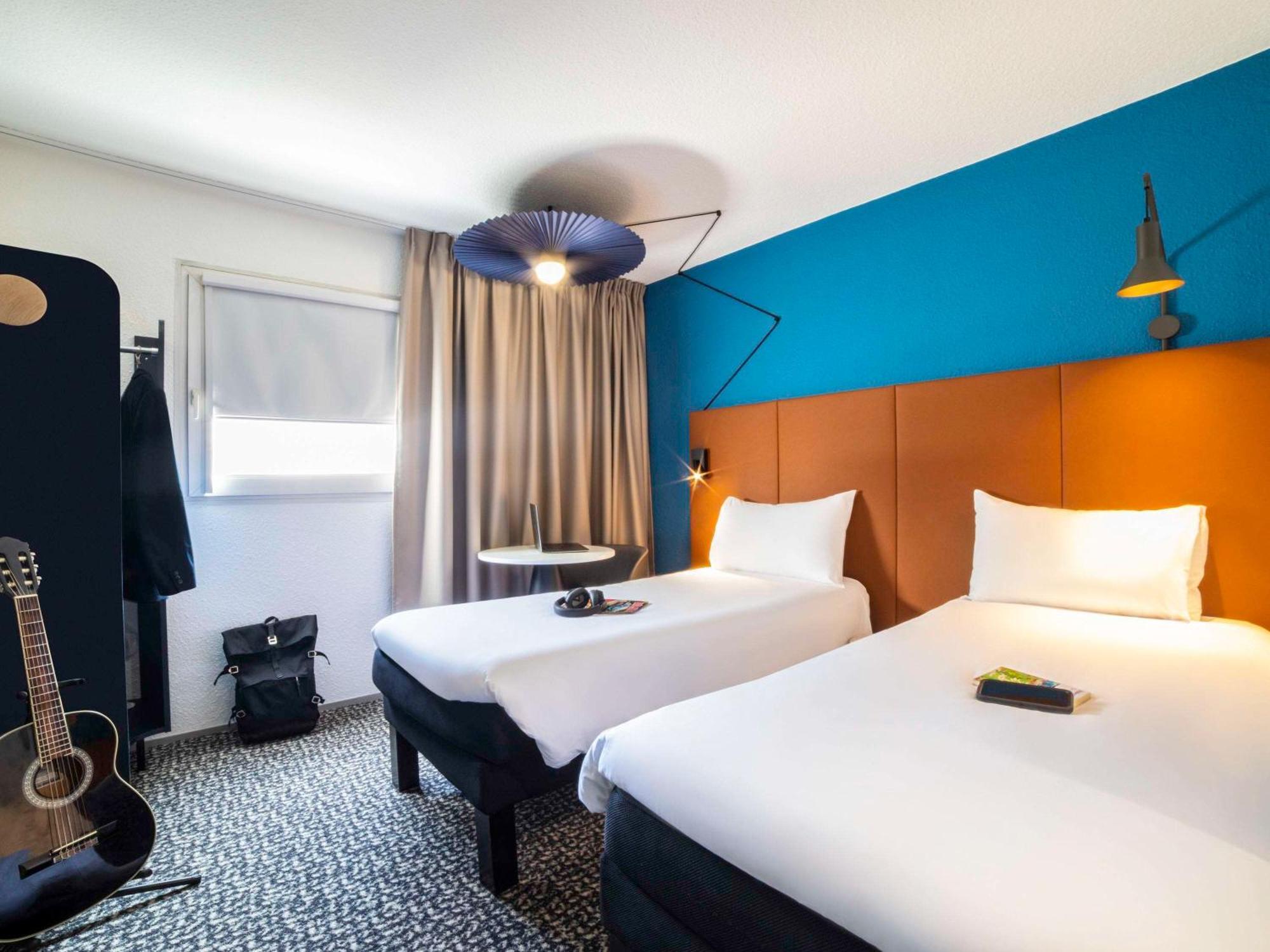Ibis Paris Porte De Bercy Charenton-le-Pont Luaran gambar